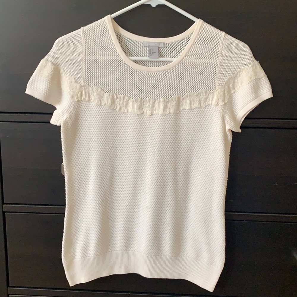 H&M Ivory Lace Knit Top size Small